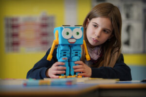 All-girls Robotics After School Club at Kirkliston Primary School in Edinburgh funded by Digital Xtra